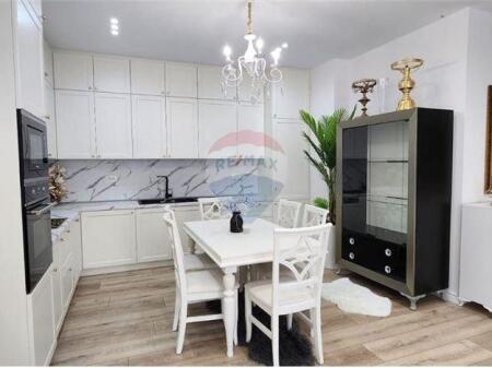Super Apartament Luksoz me Qira te Air Albania!