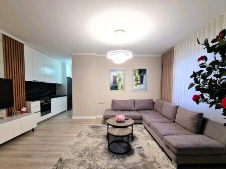 APARTAMENT 1+1 TEK RRUGA E KOSOVAREVE!