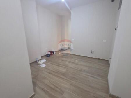 Appartamento - In Vendita - Via Mihal Grameno, Tirana