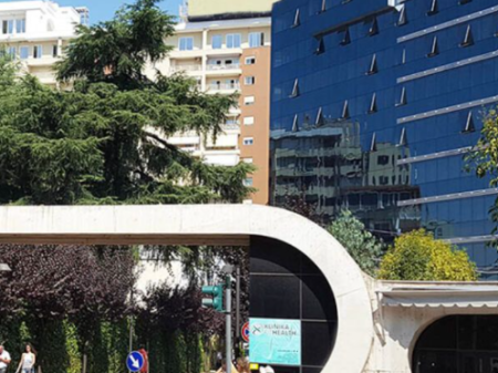  Jepet me Qira Apartament 2+1+2 – Kompleksi Panorama, pranë Harry Fultz