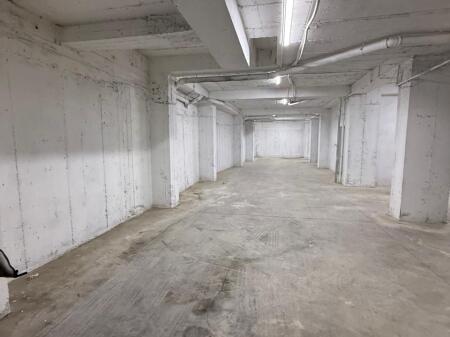 SHITET MAGAZINE 394 M2 KOMBINAT 230.000 EURO