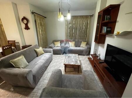 Apartament 2+1 me Qira – sipër Kristal Center