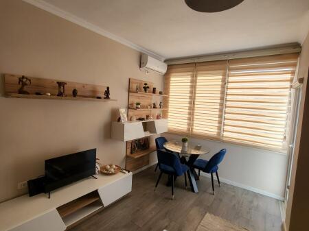  Jepet me qira apartament 1+1 – Garda
