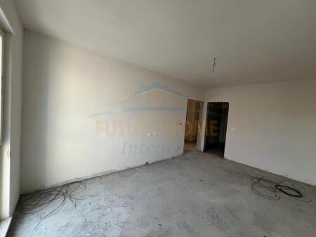 Apartament ne shitje 2+1+2, Xhamlliku, Tiranë.