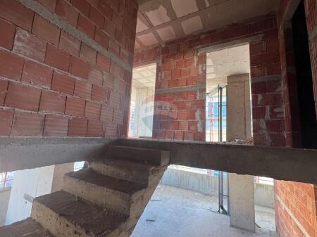 🏠 Duplex 3+1+2 for Sale White Tower Residence, Commune of Paris, Tirana