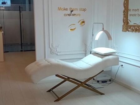 UFFICIO IN AFFITTO 80 M2 STRADA DI KAVAJA 1100 EURO