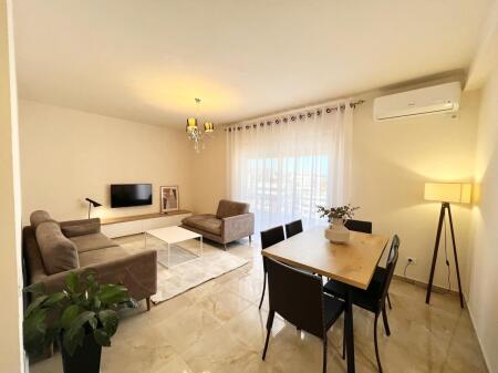Shitet Apartament 3+1+2