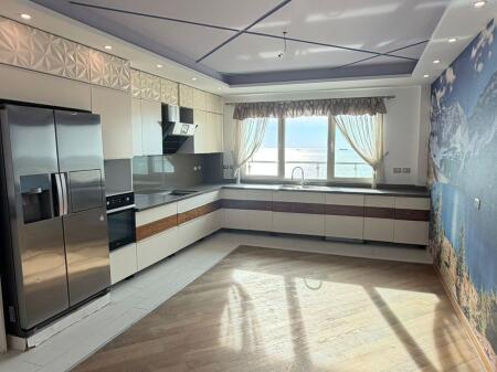 Shitet Super Penthouse me Pamje nga Deti – Plazh, Durrës