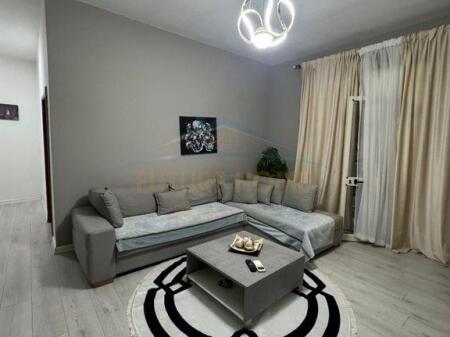Qera, Apartament 1+1 , Rruga e Barrikadave, Tirane