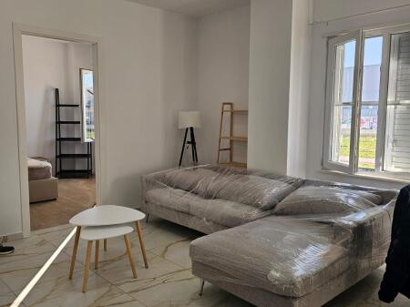  Apartament 2+1 me qira  Univers City Çmimi: 50.000 lekë / muaj