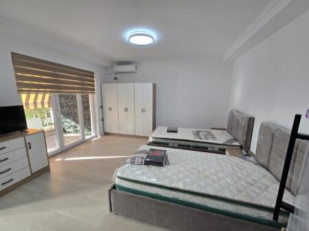 Studio apartments for rent in Porcelan