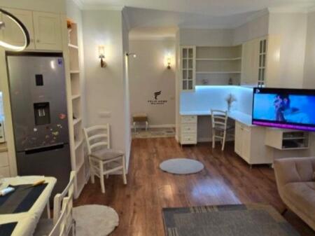 APARTAMENT ME QERA 3+1 KODRA E DIELLIT 1000 EURO