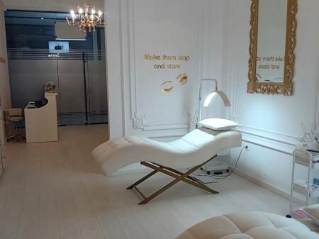 NEGOZIO IN AFFITTO 80 M2 VIA KAVAJES 110.000 LEKE