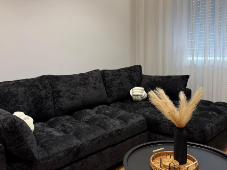  Jepet me Qira Apartament Luksoz 1+1 – Kopshti Zoologjik / Liqeni Artificial   