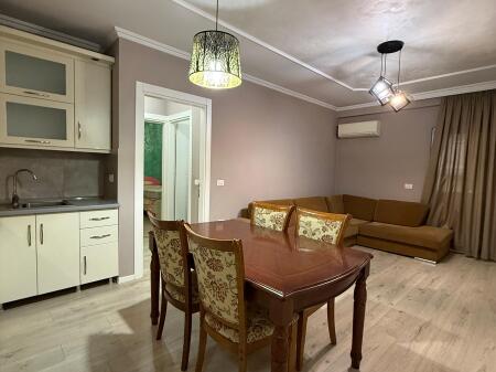 Shitet Apartament 2+1+2 Ne Yzberisht