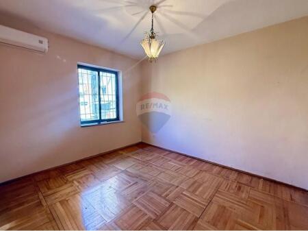 Apartament - Për Shitje - Myslym Shyri, Tiranë