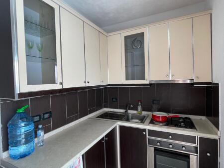  Astir - Apartament me qira 1+1+verande !!!