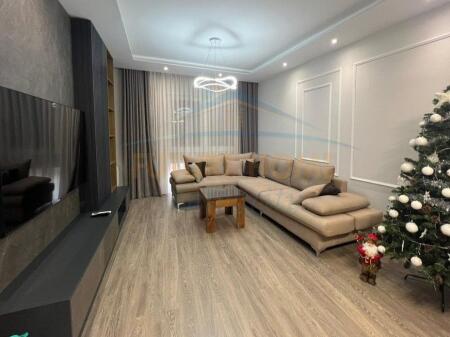 Qera, Apartament 2+1+2, Rose Garden, Tiranë.!