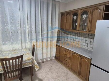 Qira, Apartament 1+1, Pazari i Ri, Tirane.