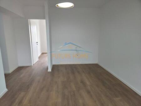 In vendita, Appartamento 1+1, Nuovo mercato elettrico, Tirana.