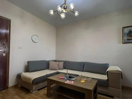 Apartament me qira 2+1 , Laprake