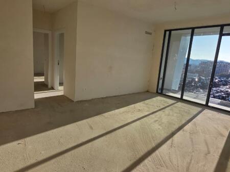 OFFICE FOR RENT 100 M2 PORCELAN 700 EURO