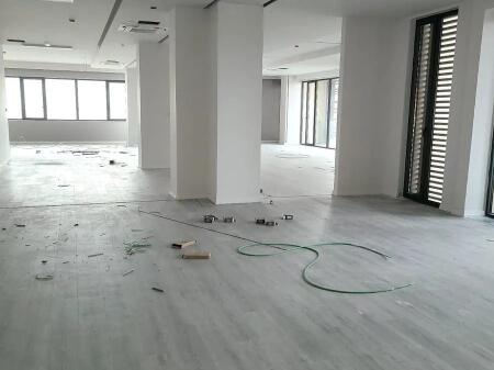  Ambienti Commerciali in Affitto – Complesso Delijorgji, Via Kavaja