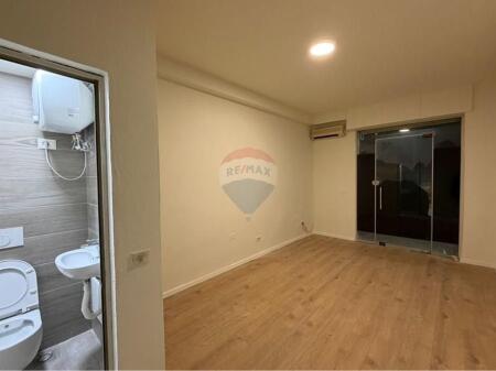 Locale commerciale in affitto 550€/Mese