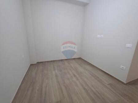 Due Appartamenti 1+1 in Vendita Via Mihal Grameno, Tirana