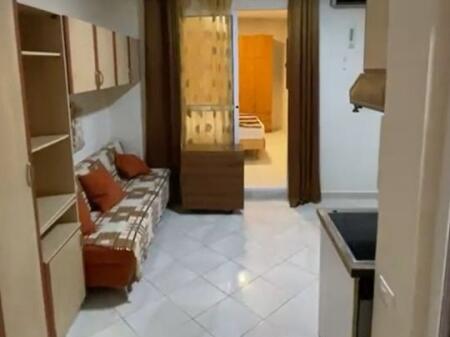 Viale Zogu i 1, affittasi appartamento 2+1 - 550 trattabili!