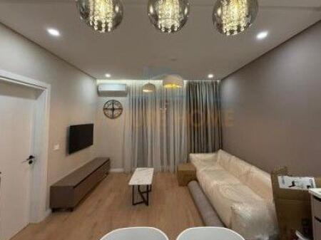 Affitto, Appartamento 1+1, Residenza Eshli, Tirana.