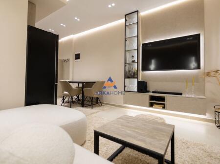 VENDESI 3 APPARTAMENTI 110M2 (TOTALE) "VIA 1 MAGGIO, VLORE" 230.000 EURO