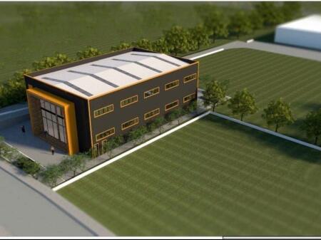 MAGAZZINO IN AFFITTO 1300 M2 PRUSH 3.800 EURO