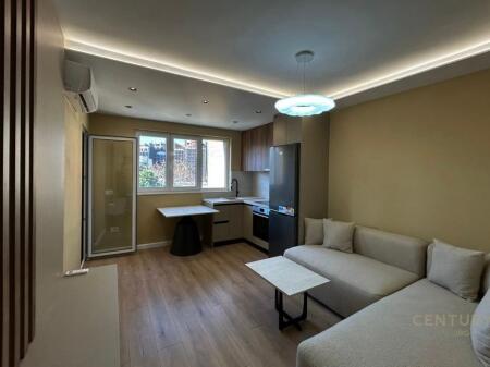 Apartment for rent 1+1, 21 Dhjetori