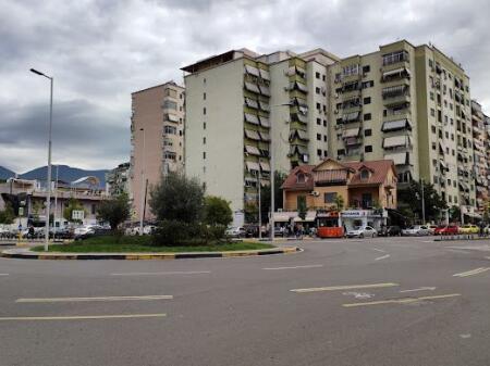  Ufficio in affitto – vicino a KIKA 2