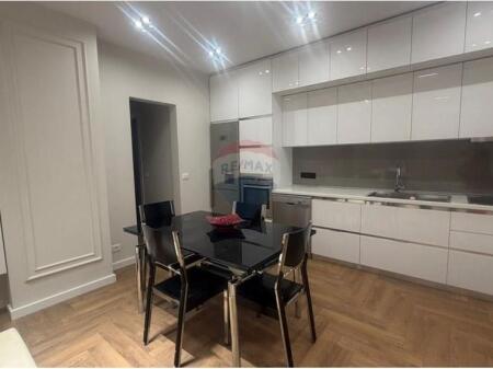 2+1+2 + GARAGE FOR RENT at Pazarit te Ri