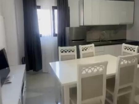 Si affitta il secondo piano di una villa