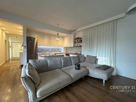 Apartament 3+1 per shitje te Kodra e Diellit
