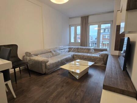 Shitet Apartament 2+1+2 tualete ne Astir