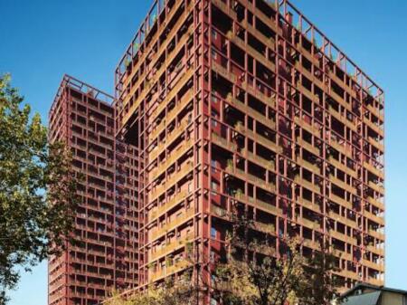 AMBIENTE COMMERCIALE IN AFFITTO 90 m2 – TIRANA GARDEN BUILDING, Via Kavajes!