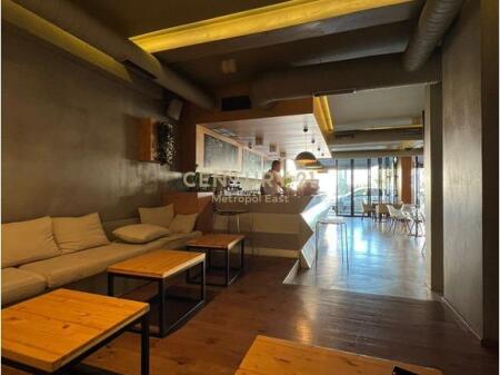 Shitet Ambient Komercial/Lokal tek Kodra e Diellit 380,000 € Sip. Totale  162m2