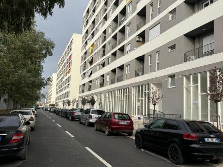 VENDESI APPARTAMENTO 2+1+2 UNIVERS CITY