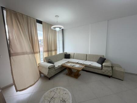  Affittasi appartamento 2+1+2 +   Don Bosko, vicino a Fiori di Bosko Prezzo: 800 € / mese