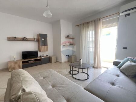  Modern 2+1 apartment for rent - Lungomare, Vlore