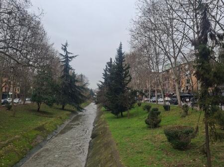 NEGOZIO IN AFFITTO 120 M2 EX ESPOSIZIONE 2500 €
