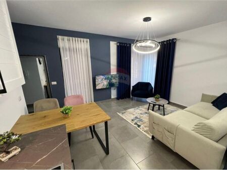Rent/ 1+1 at 21 Dhjetori