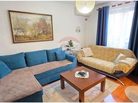 Appartamento - In Vendita - Myslym Shyri, Tirana
