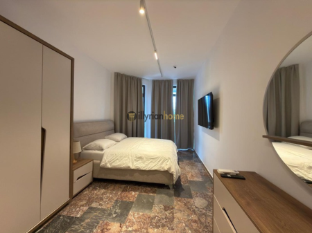 In affitto, villa di 4 piani + seminterrato, Ville Tedesche, Tirana