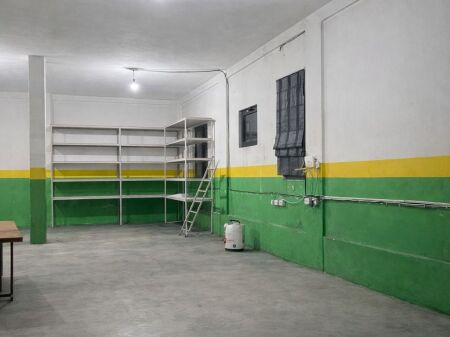 LOCALE IN AFFITTO a Nuova Tirana  Via Isuf Elezi