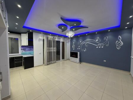 Apartment 2+1 for sale in Astir.